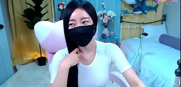  Amatuer korean girl webcam solo